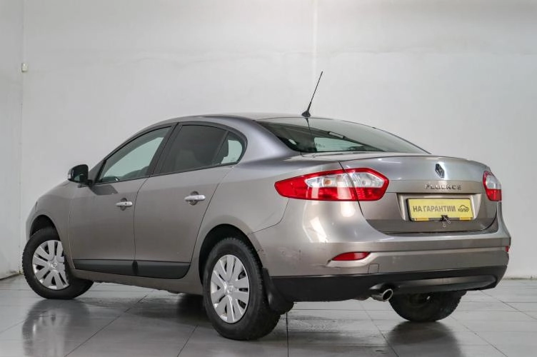 Renault Fluence 4 из 5