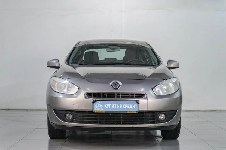 Renault Fluence 2 из 5