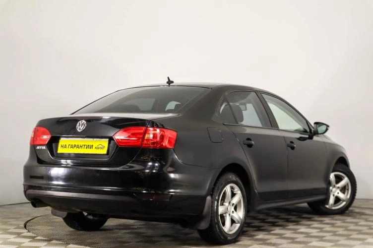 Volkswagen Jetta 4 из 5