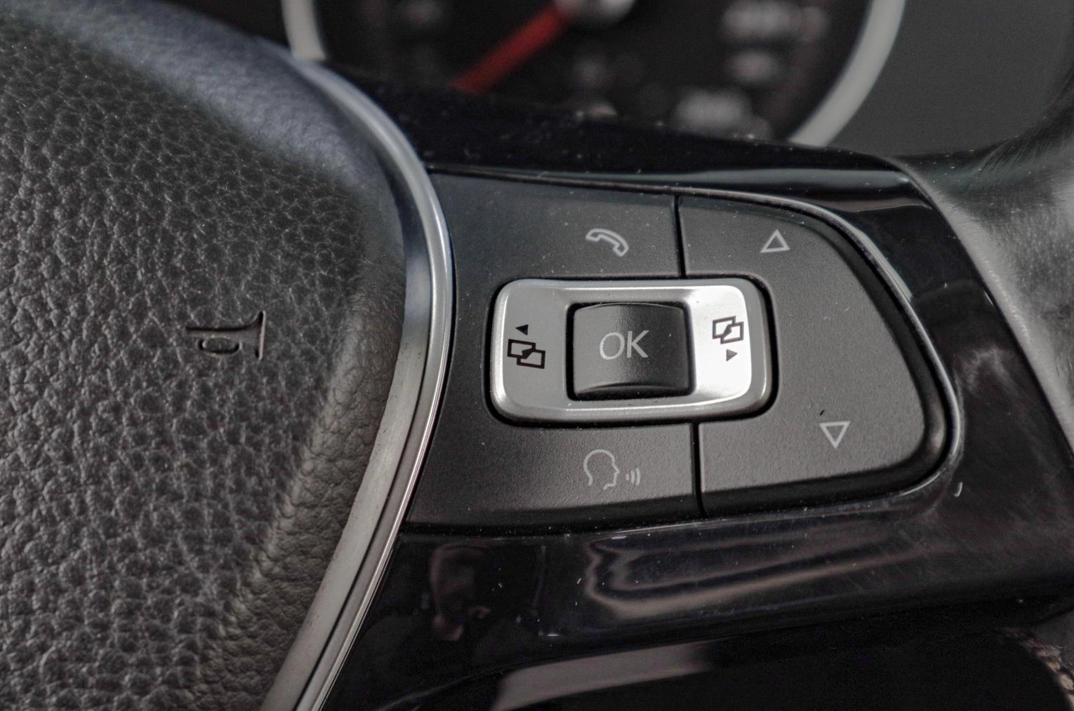 Volkswagen Passat 14 из 21