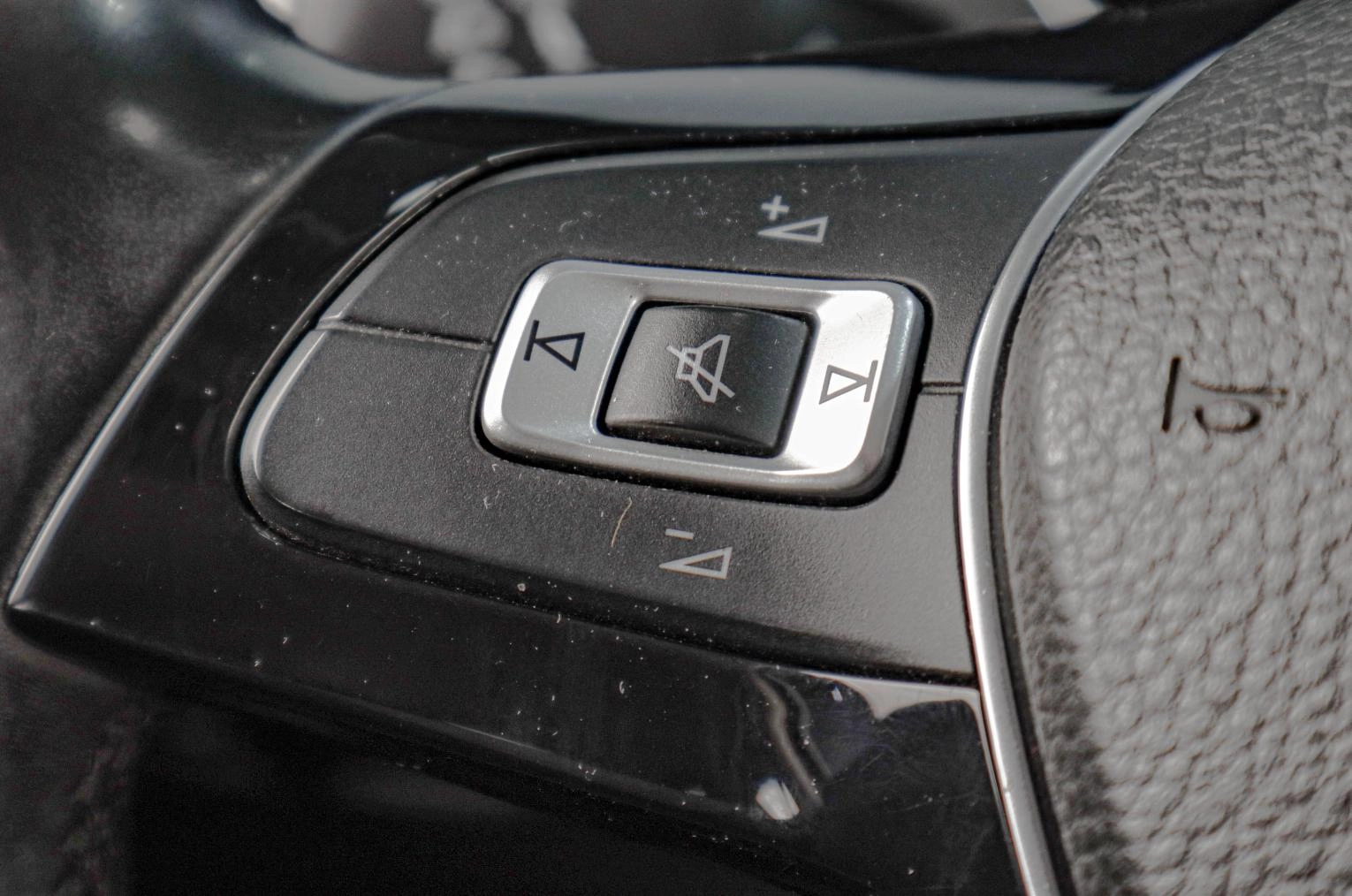 Volkswagen Passat 13 из 21