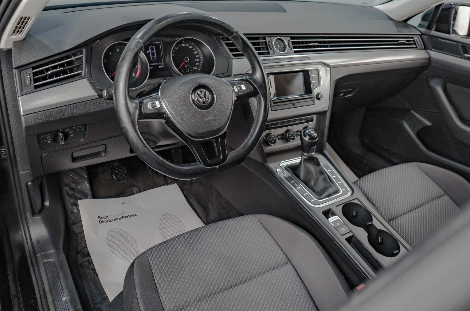 Volkswagen Passat 9 из 21