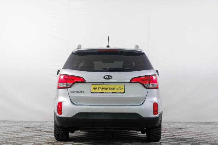 KIA Sorento 5 из 6