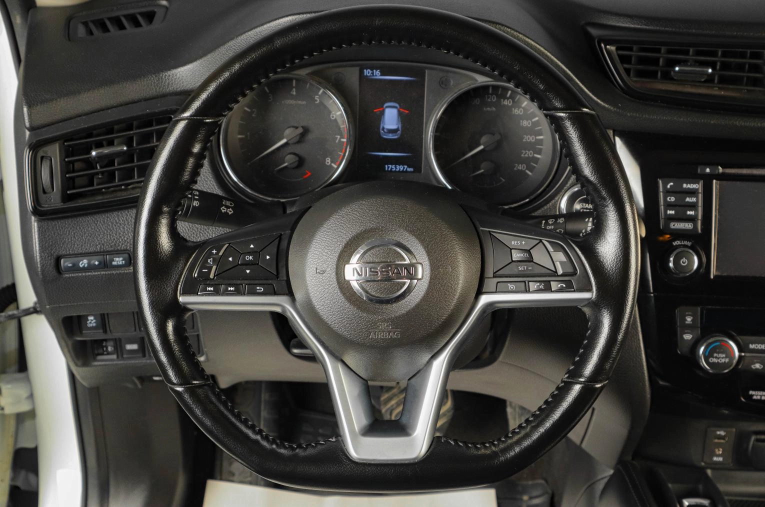 Nissan X-Trail 14 из 21