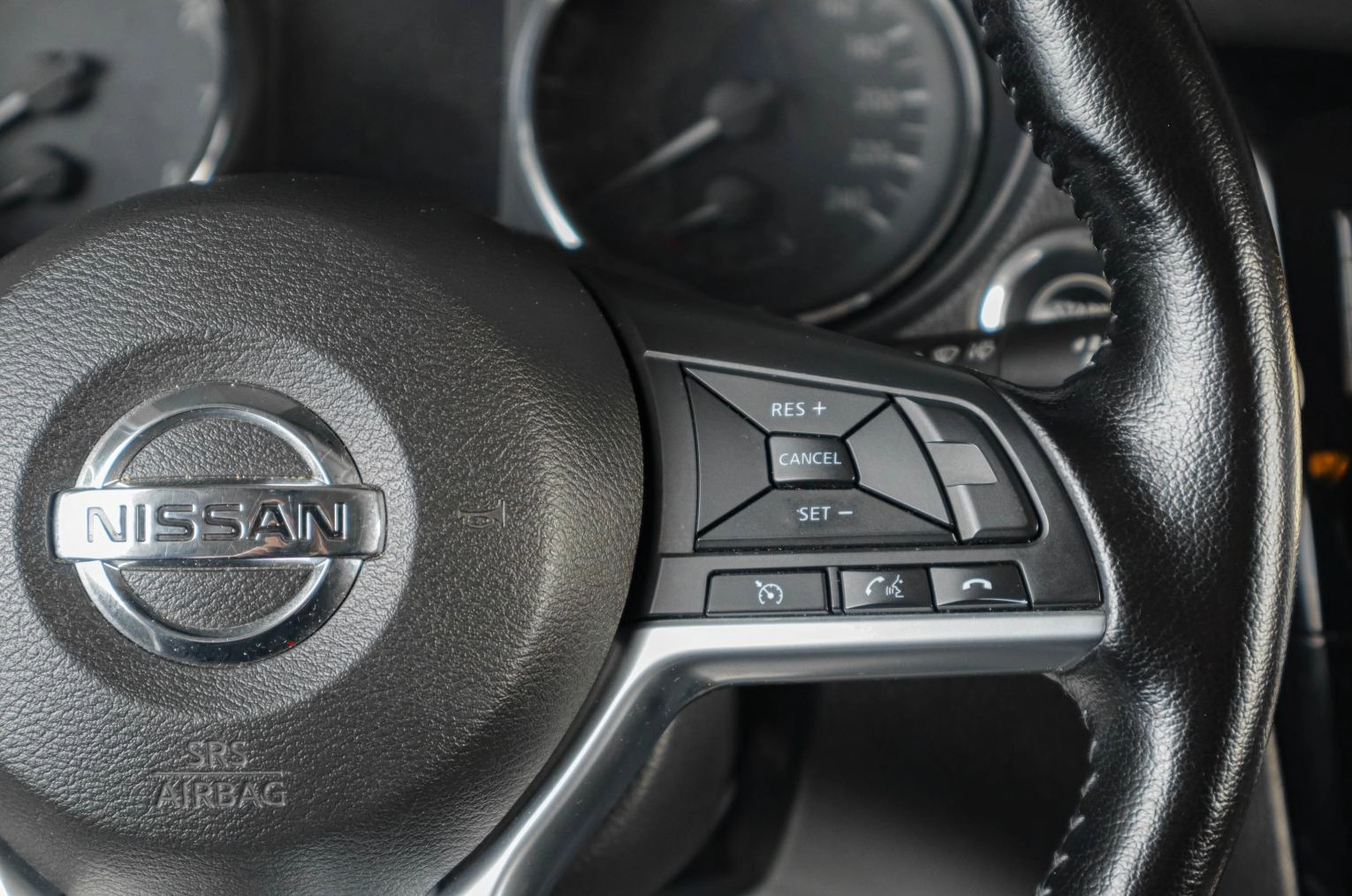 Nissan X-Trail 16 из 21