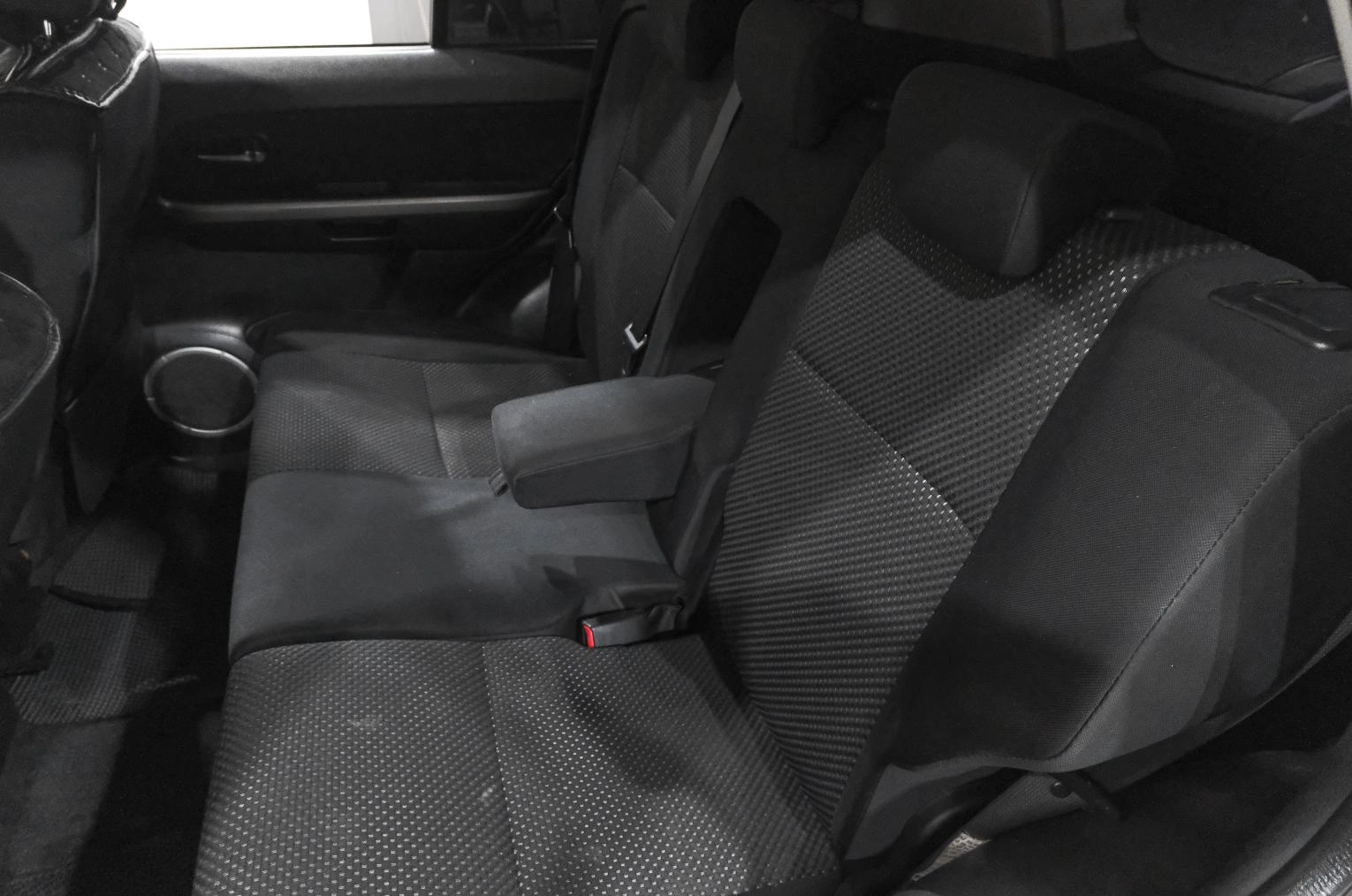 Suzuki Escudo 27 из 28