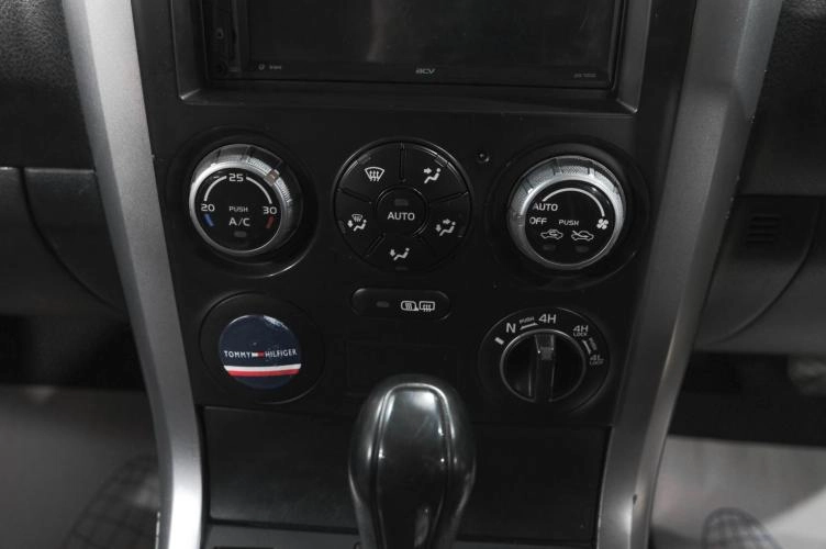 Suzuki Escudo 21 из 28
