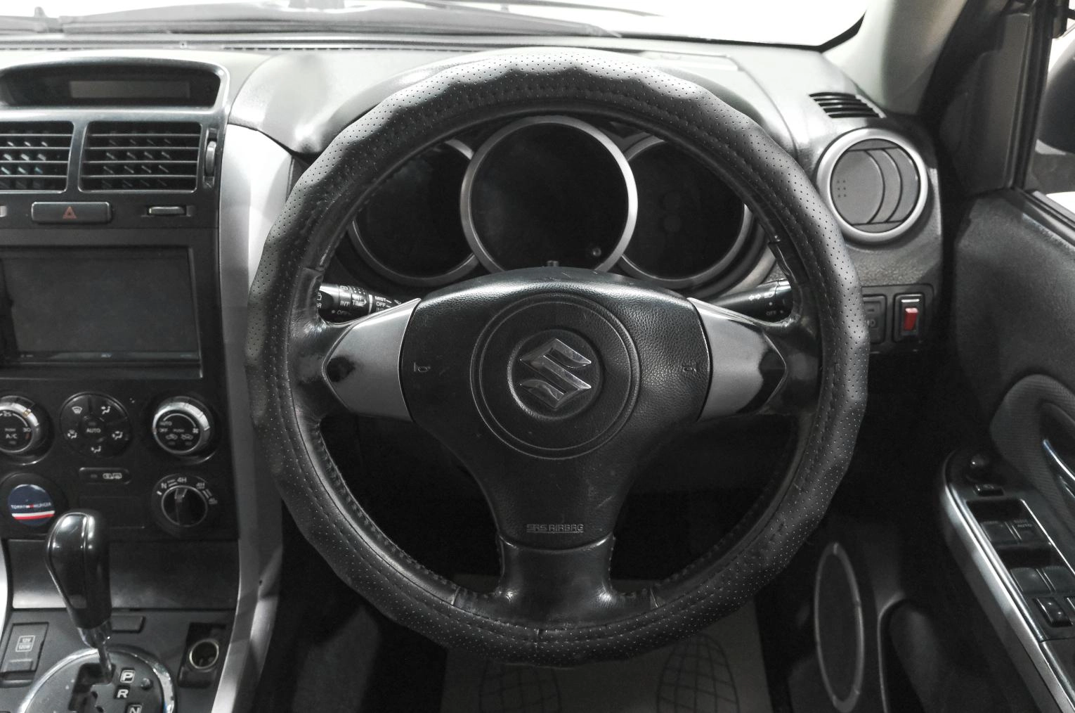 Suzuki Escudo 20 из 28