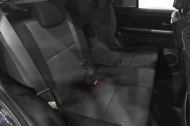 Suzuki Escudo 26 из 28