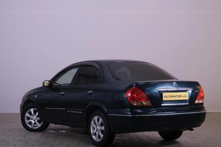 Nissan Bluebird Sylphy 4 из 5
