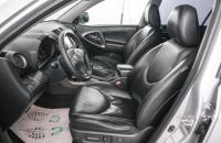 Toyota RAV4 8 из 22