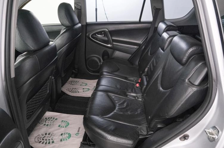 Toyota RAV4 20 из 22