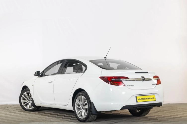 Opel Insignia 4 из 5