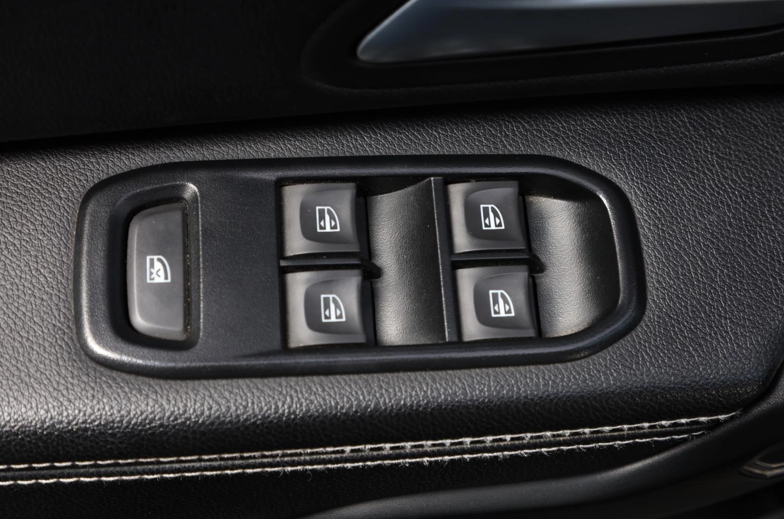 Renault Duster 7 из 18