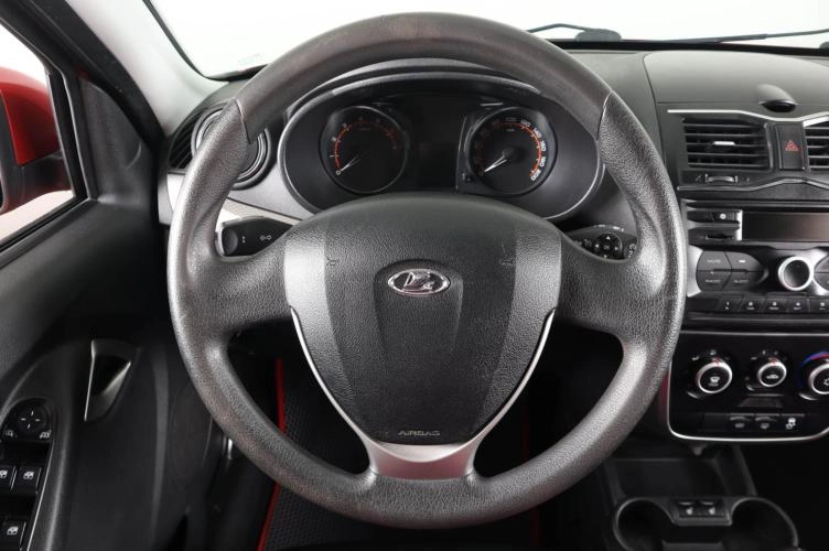 ВАЗ (LADA) Granta 15 из 22