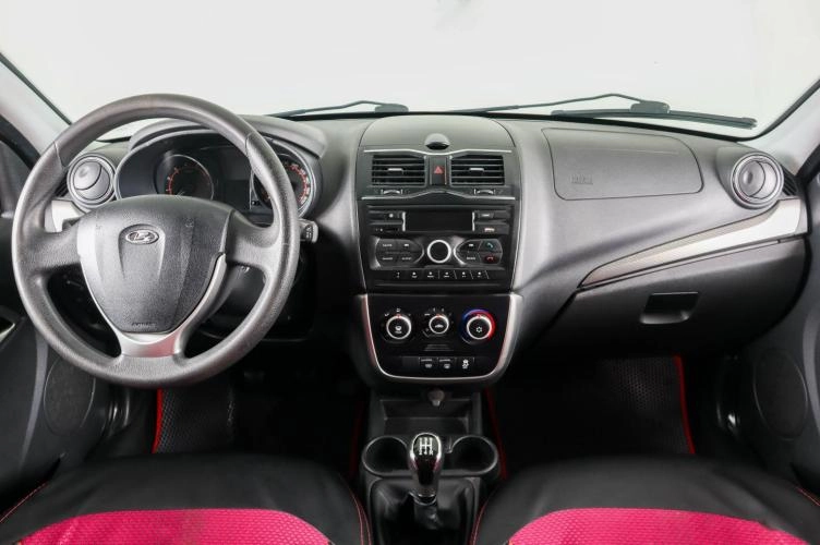 ВАЗ (LADA) Granta 13 из 22
