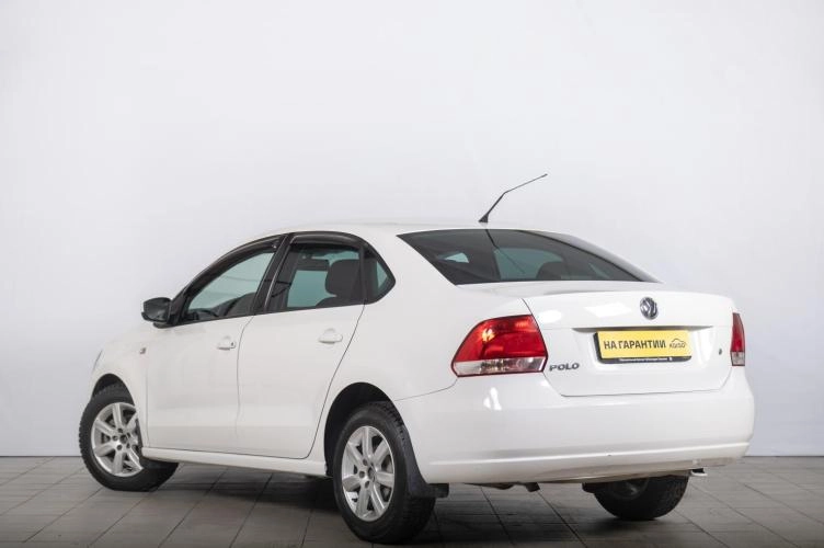 Volkswagen Polo 5 из 6