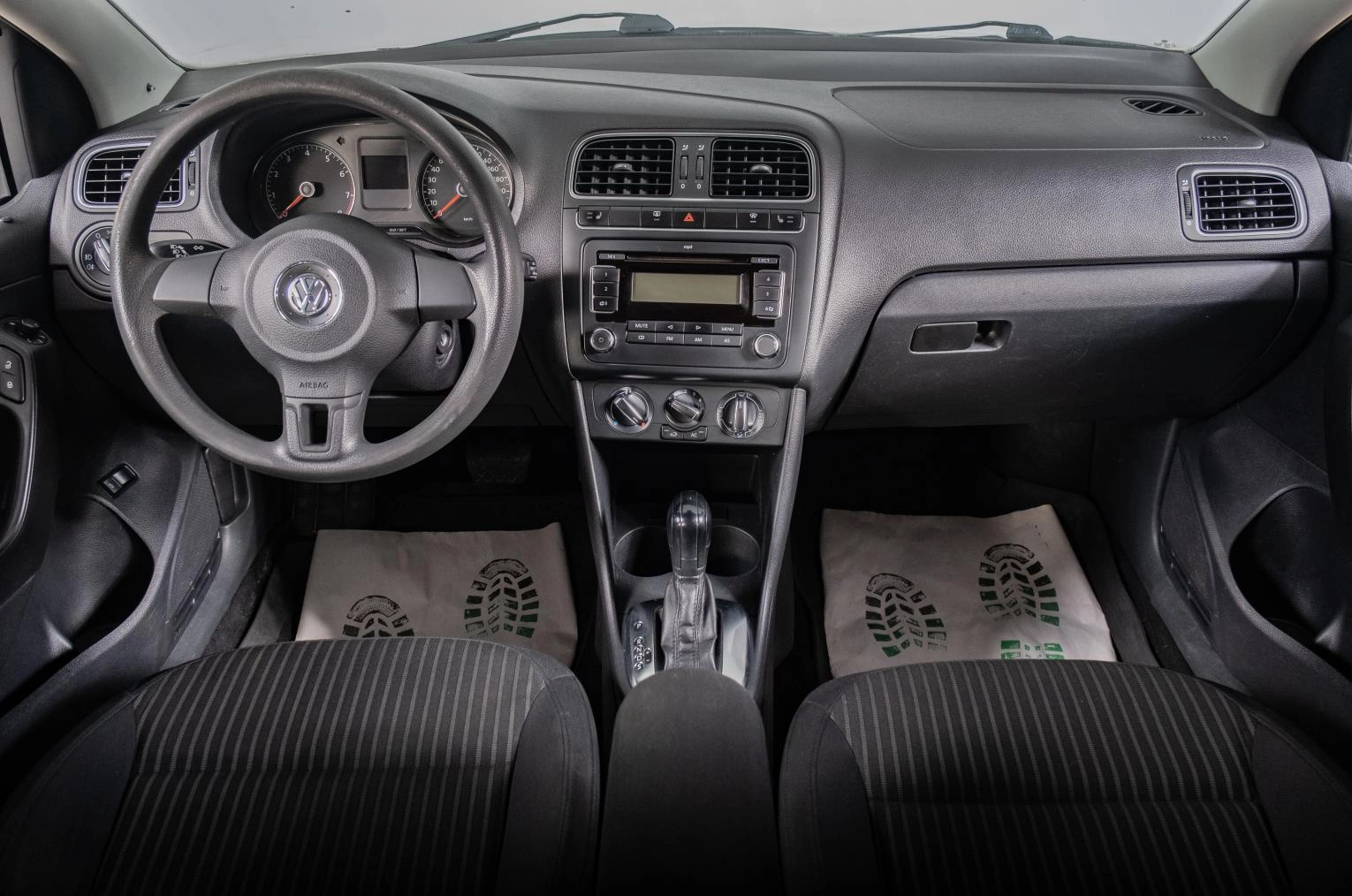 Volkswagen Polo 8 из 15