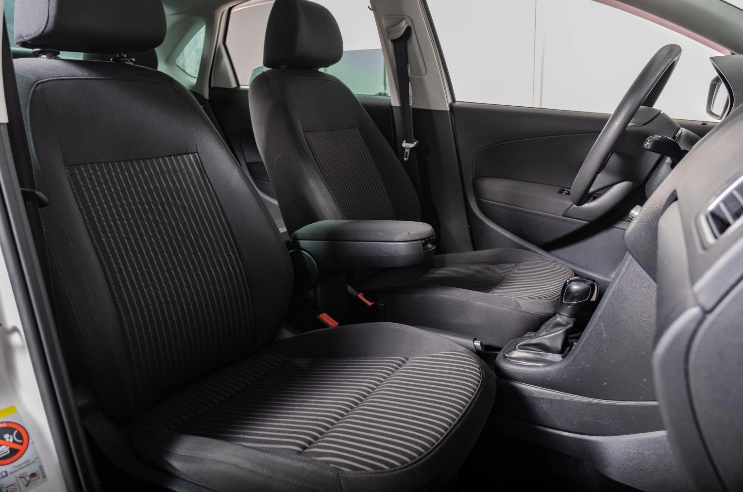 Volkswagen Polo 13 из 15