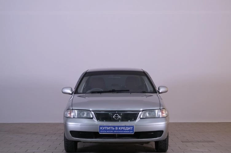 Nissan Sunny 2 из 5