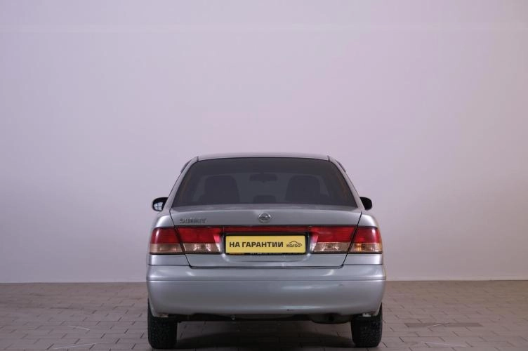 Nissan Sunny 5 из 5