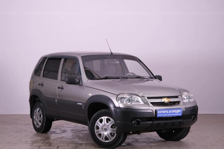 Chevrolet Niva 1 из 5