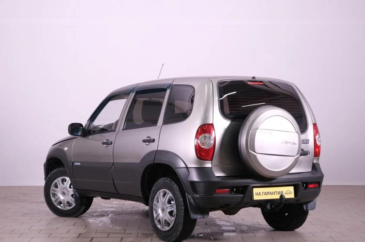 Chevrolet Niva 4 из 5