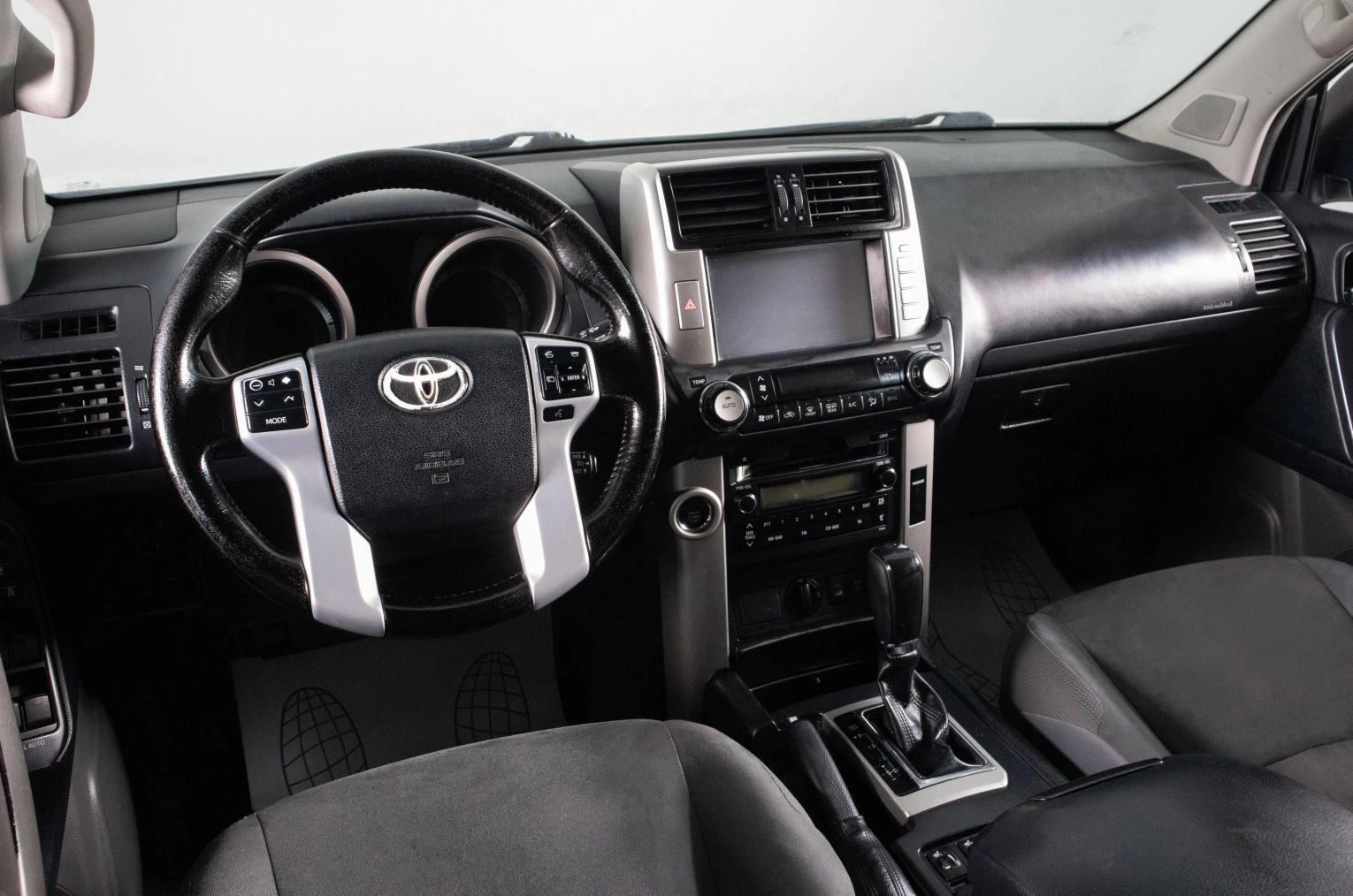 Toyota Land Cruiser Prado 11 из 17