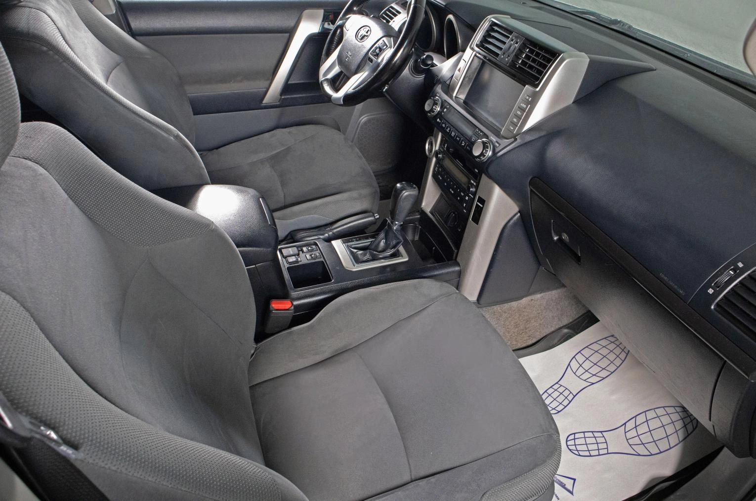 Toyota Land Cruiser Prado 9 из 17