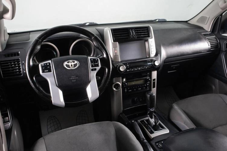 Toyota Land Cruiser Prado 11 из 17