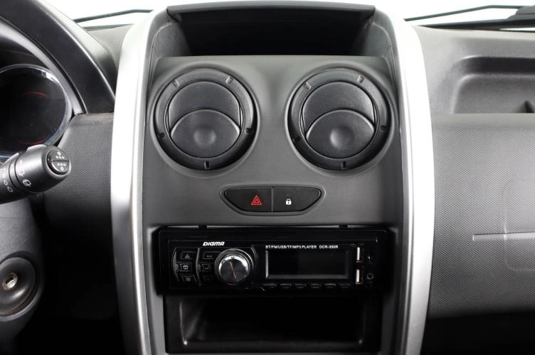 ВАЗ (LADA) Largus 16 из 19