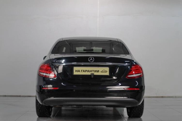 Mercedes-Benz E-класс 5 из 6