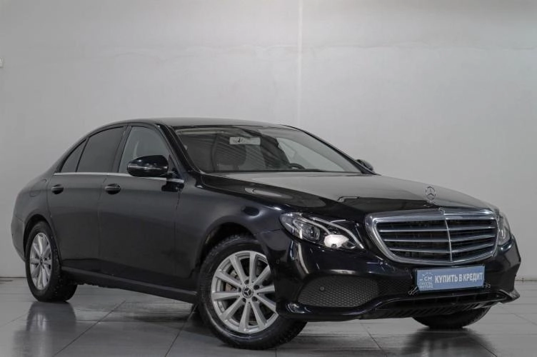 Mercedes-Benz E-класс 1 из 6