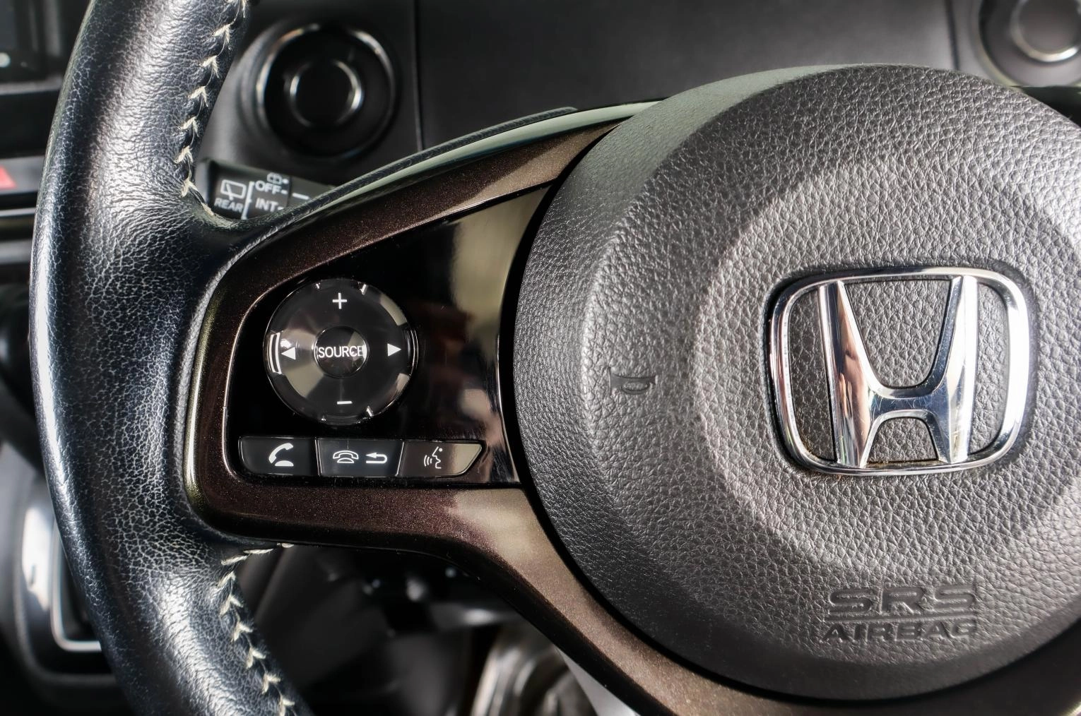 Honda N-BOX 17 из 24