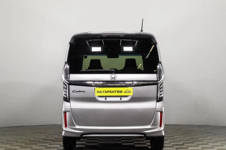 Honda N-BOX 5 из 6