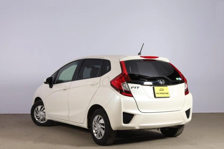 Honda Fit 4 из 5