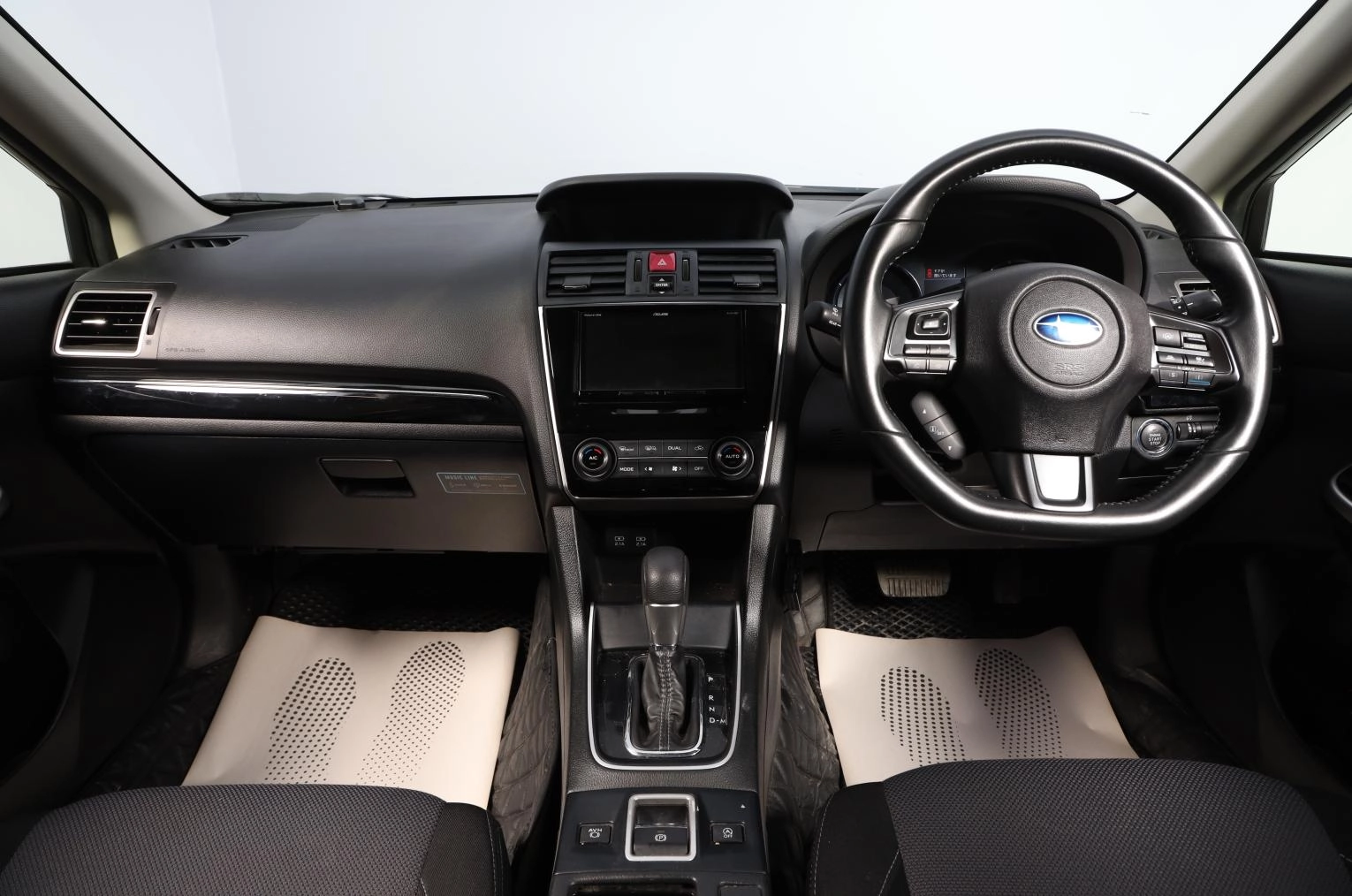 Subaru Levorg 10 из 18