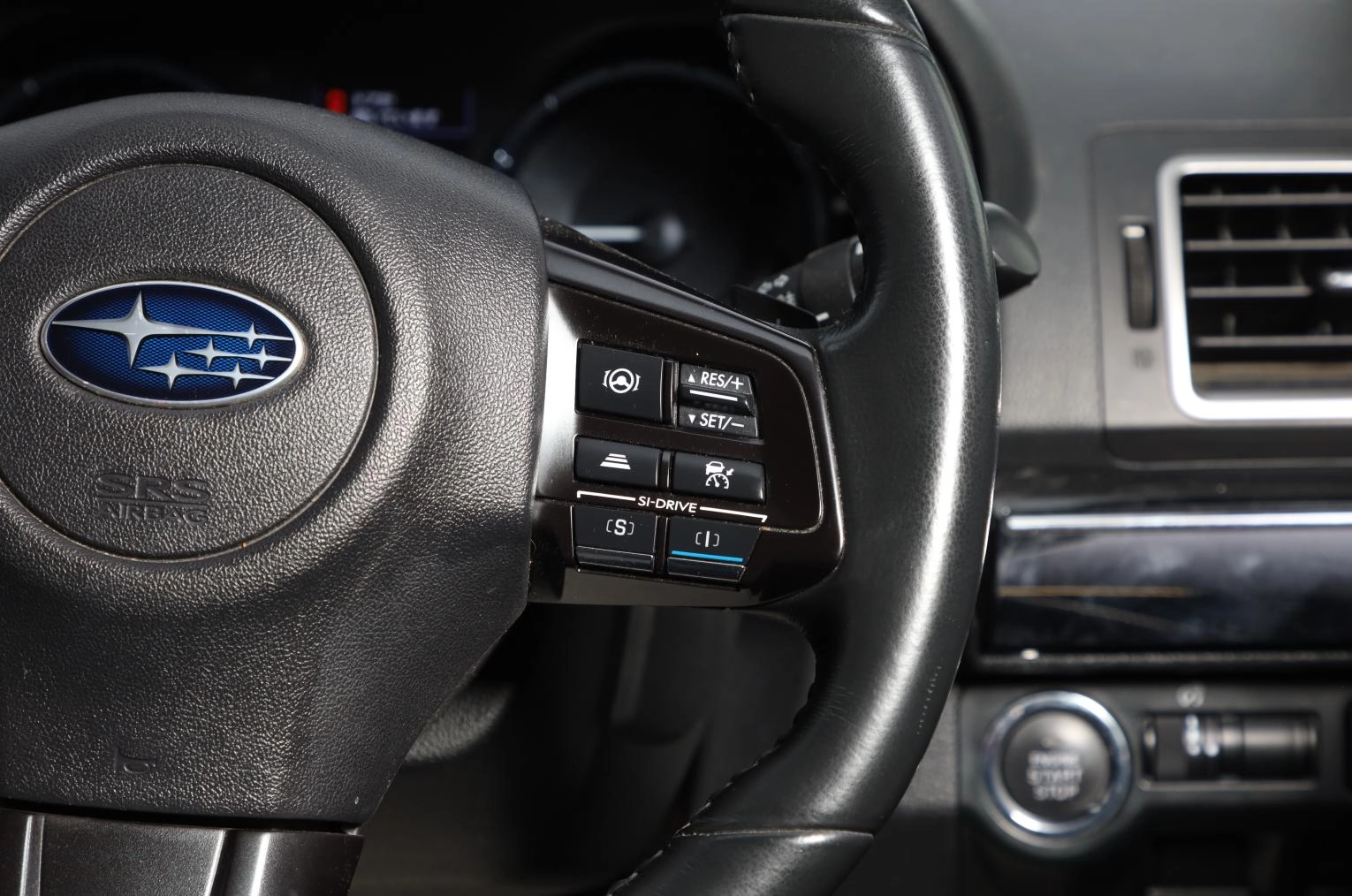 Subaru Levorg 14 из 18