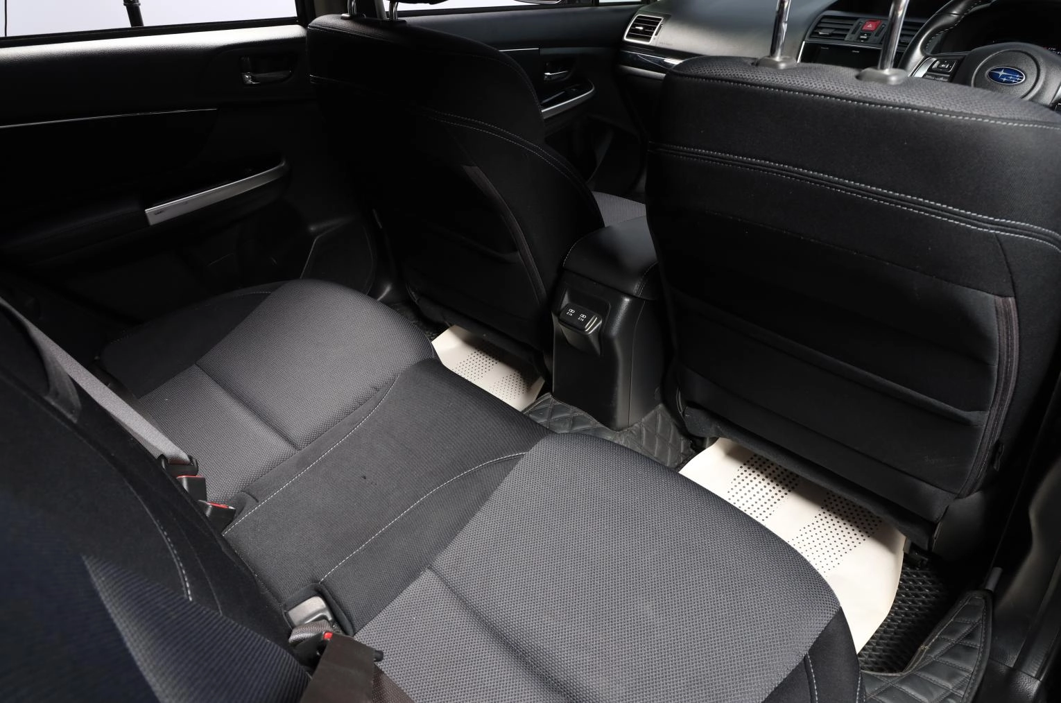 Subaru Levorg 17 из 18