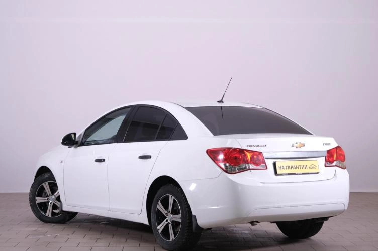 Chevrolet Cruze 4 из 5