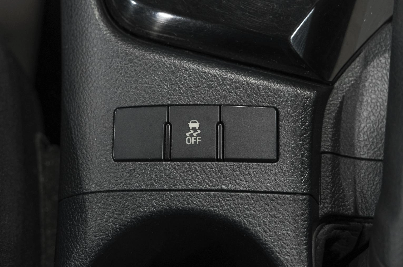 Toyota Auris 27 из 30