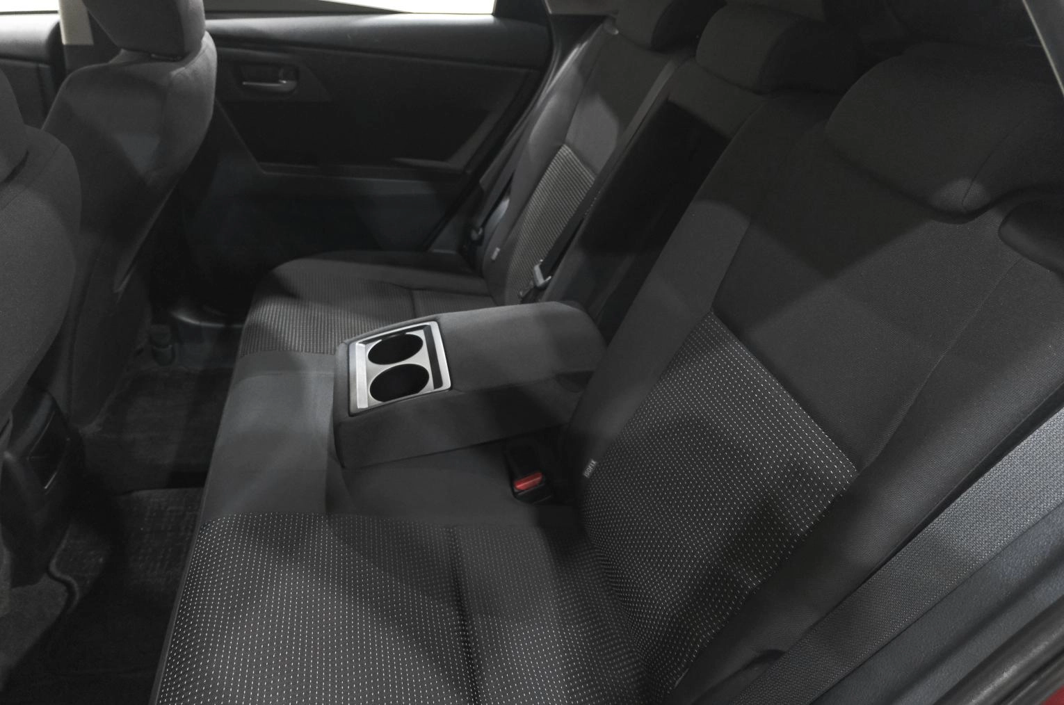 Toyota Auris 29 из 30