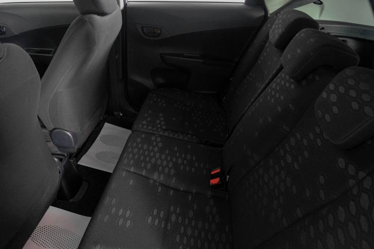 Toyota Ractis 9 из 22