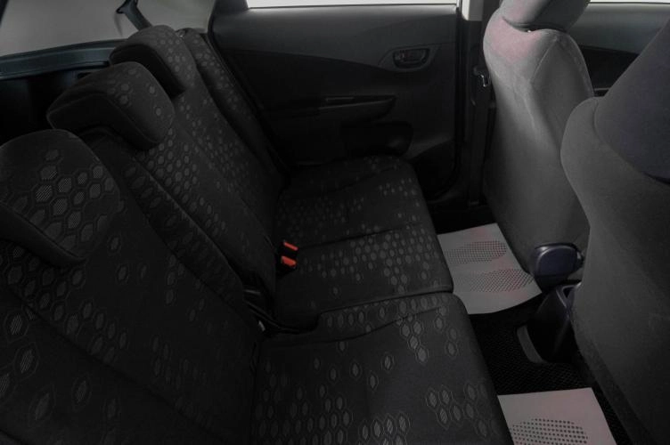 Toyota Ractis 10 из 22