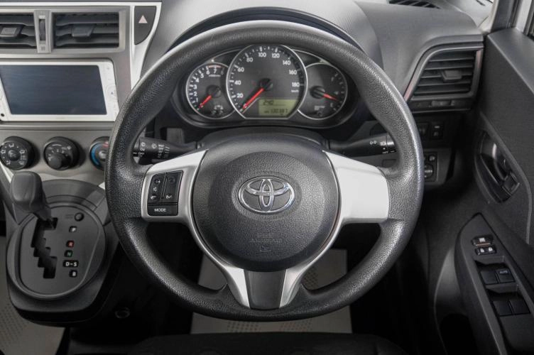 Toyota Ractis 15 из 22