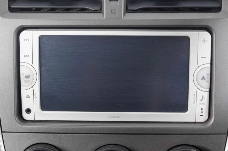 Toyota Ractis 18 из 22