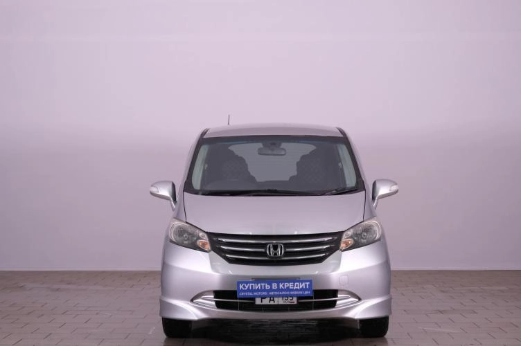 Honda Freed 2 из 5