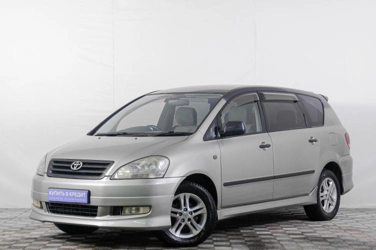 Toyota Ipsum 3 из 5