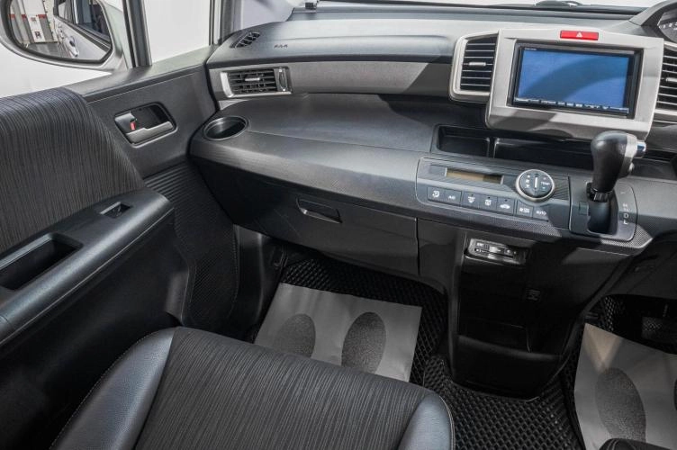 Honda Freed 22 из 26