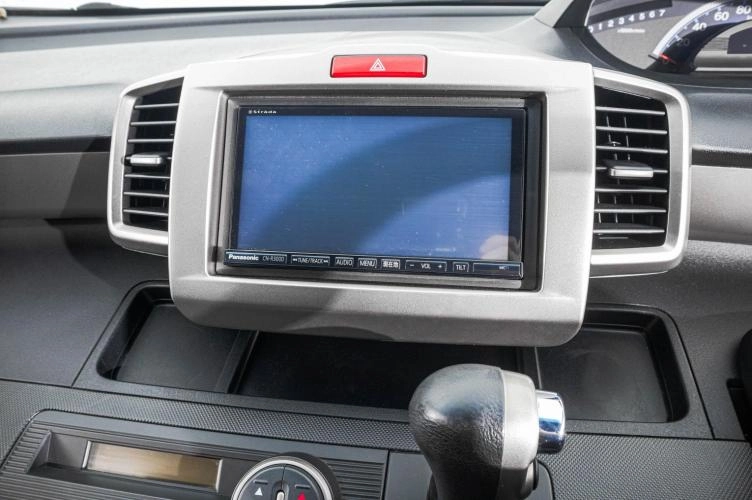 Honda Freed 19 из 26